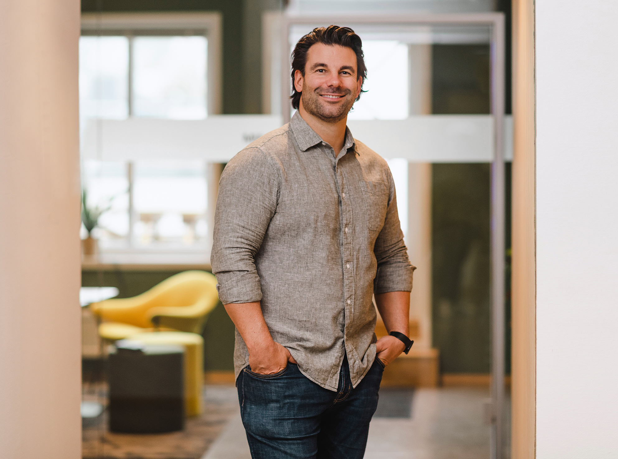 Half body portrait of employee André Selander